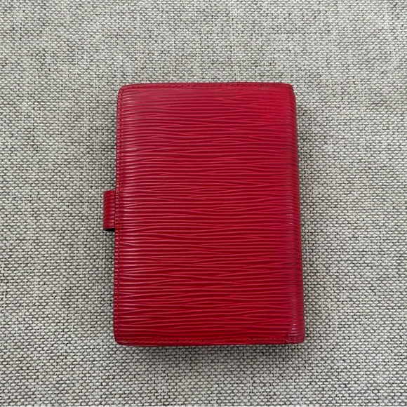 Louis Vuitton Red Epi Agenda PM - Picture 2 of 11